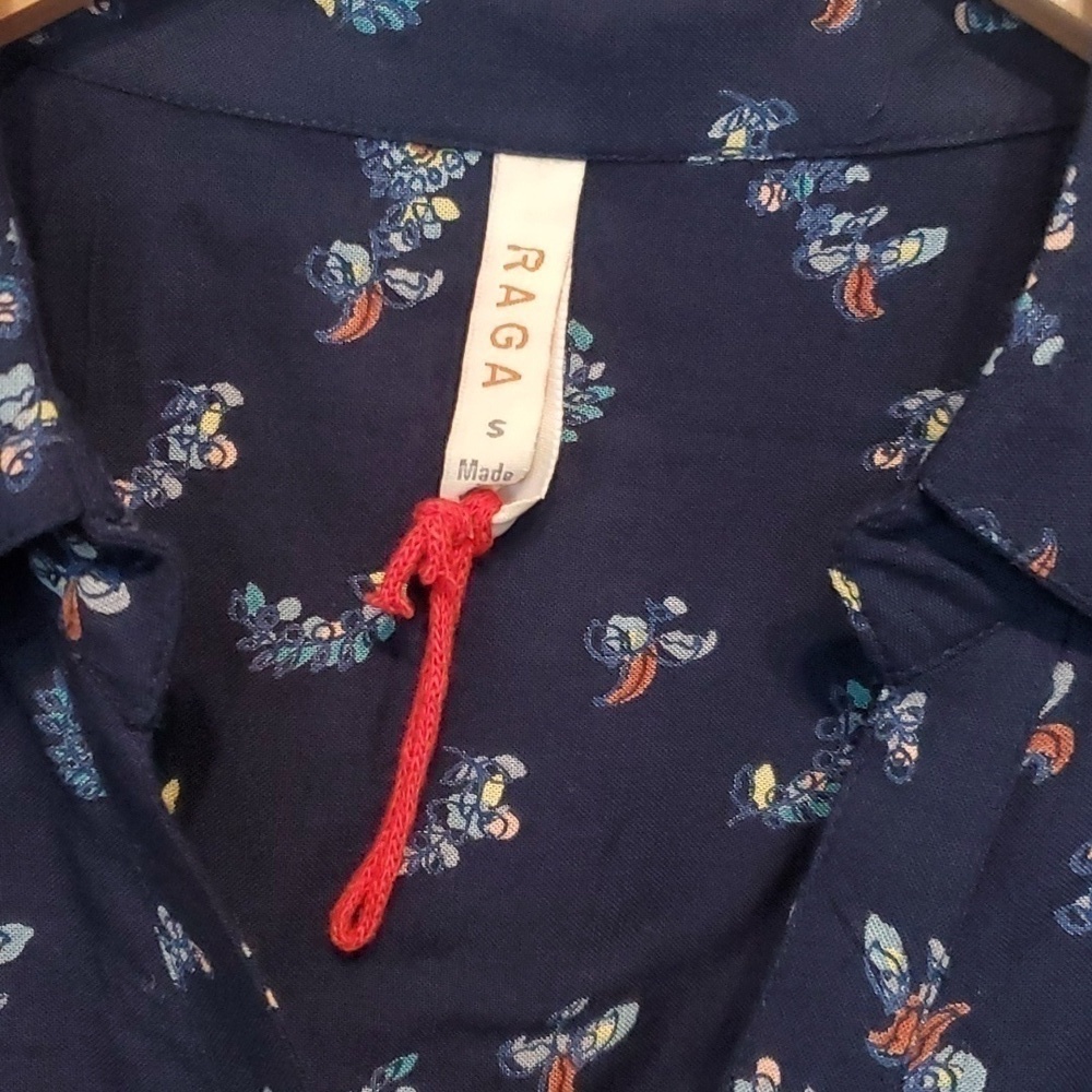 NEW Anthropologie Womens RAGA Floral Button down Shirt sz S - Picture 3 of 7